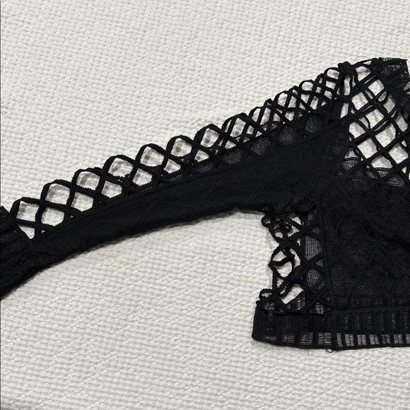 LF Black cut out long sleeve festival top - Picture 3 of 6